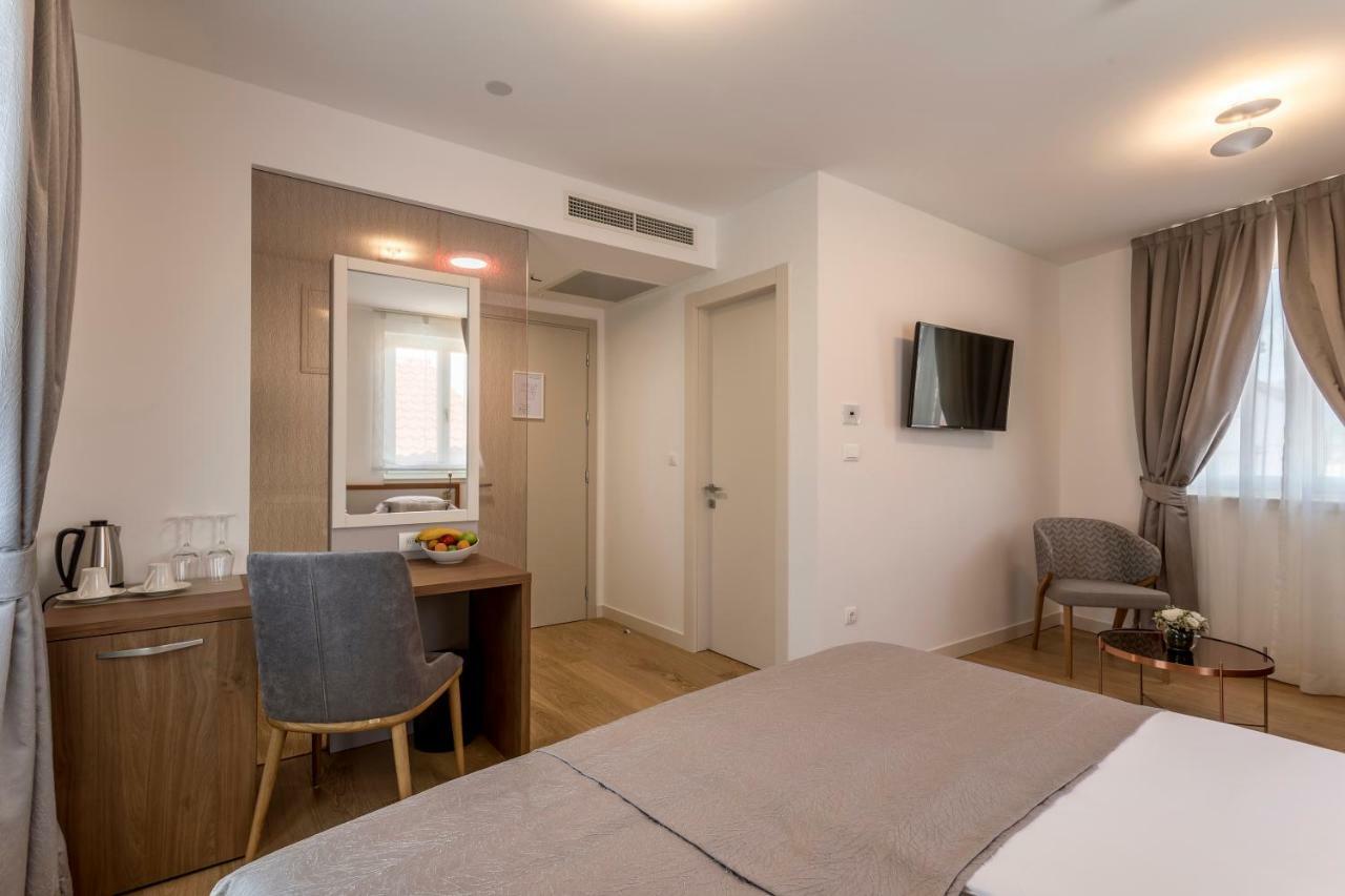 Residence Stine Split Zewnętrze zdjęcie